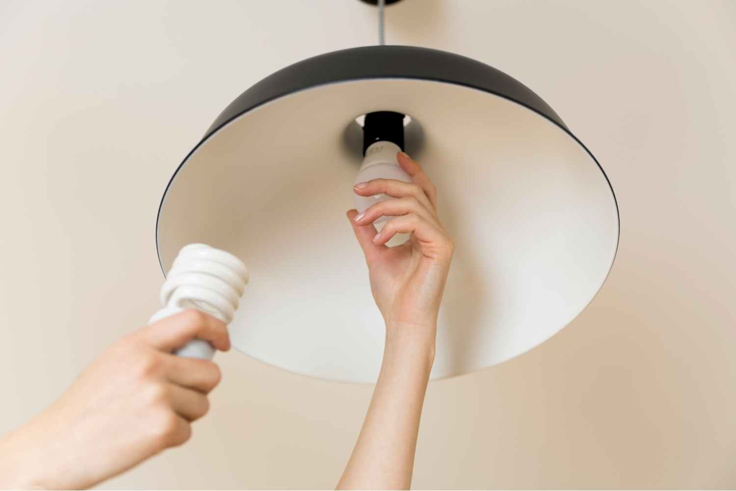 Scopri di più sull'articolo Illuminazione LED nelle abitazioni: consigli utili